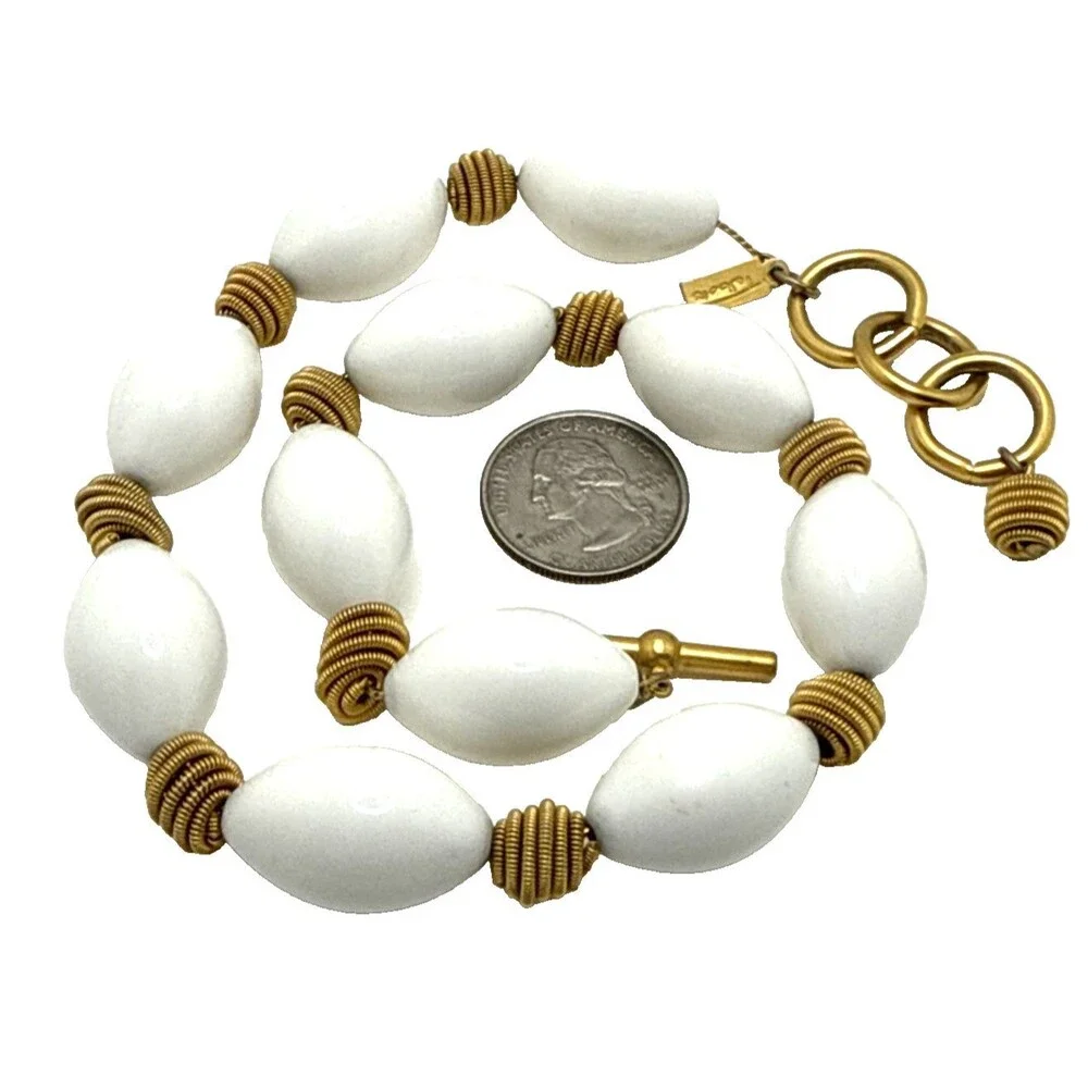 TALBOTS White and Gold Tone Beaded Choker Necklace Chunky  Statement 17